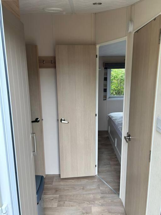 Chalet De Bult White 2 Persons Exterior photo